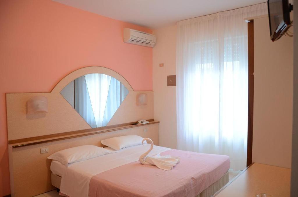Hotel Gioia San Benedetto del Tronto Exterior photo